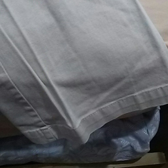 Khaki flare pants - Picture 3 of 3